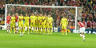 Van Persie Free Kick cropped