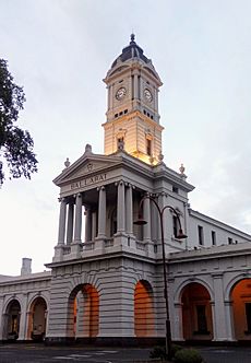 Ballarat station