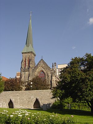 ChristChurchAnglicanCathedralOttawa.JPG