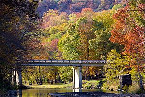 Devil's Den bridge