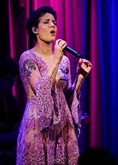 Halsey Grammy Museum 2016 (27256690335)