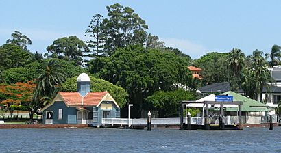 Hawthorne ferry wharf.jpg