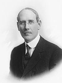 Henry Mather Greene c.1910-12 (GGUSC-Greenefamily-1188).jpg