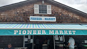 Pioneer Market