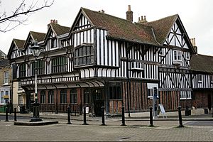 Tudor House, Southampton.jpg