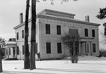 Barton Hall Alabama.jpg