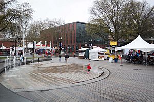 Bill Naito Legacy Fountain