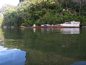 HMAS Parramatta Hawkesbury River 01