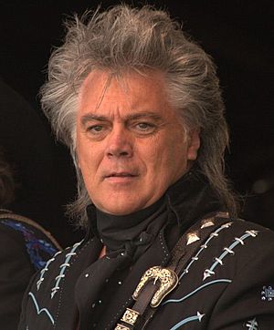 A head shot of singer Marty Stuart