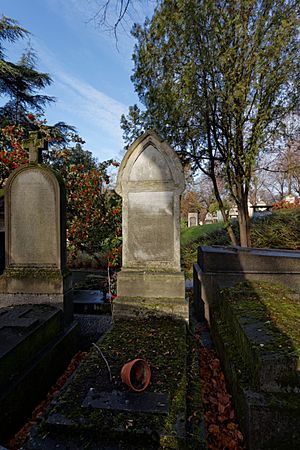 Père-Lachaise - Division 4 - Lefrançais de Lalande 01