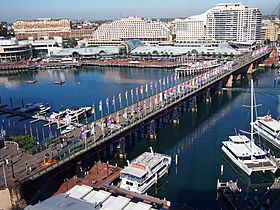 Pyrmont Bridge February 2014.jpg