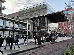 VU Main Building Entrance