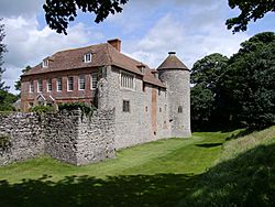 Westenhanger Castle - geograph.org.uk - 889584