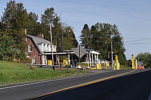 CanaanVT BeecherFallsBorderStation.jpg