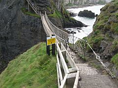 Carrick-a-Rede, touwbrug vanaf het eiland