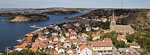 August 2008 view of Fjällbacka from Vetteberget.