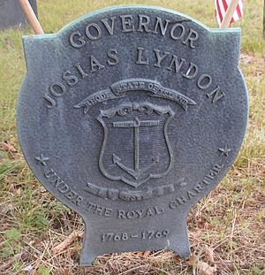 Lyndon.Josias.GraveMedalion.110723.jpg