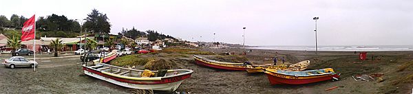 Main beach-pichilemu-2010eq edit