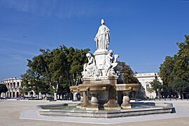 Nîmes-Fontaine Pradier VE-20121024.jpg