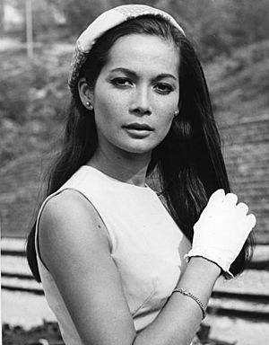 Nancy Kwan in Arrivederci, Baby!