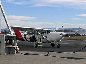 Cambridge Airport Tas1.jpg