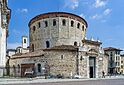 Duomo vecchio facciata Brescia.jpg