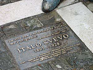 ItaloSvevo statue 10