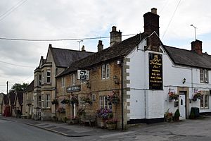 Jolly Huntsman inn, Kington St Michael