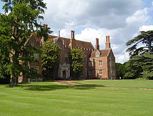 MapledurhamHouse01.JPG