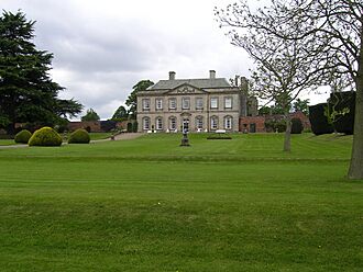 Melbourne Hall - panoramio.jpg