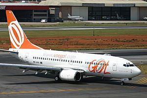 PR-GOL Boeing B.737 GOL (7190354371)