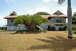 Selwyn House (2000).jpg