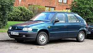 Skoda Felicia outside Robinson