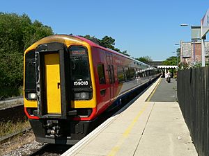 Axminster-159018-03.jpg