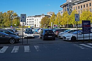 EV parking lot Oslo 10 2018 3805