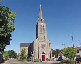 FrancePaysDeLaLoireLoupfougeresEglise.jpg