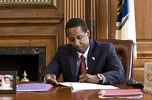 Setti Warren - desk