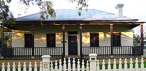 (1)Richmond Villa Campbelltown