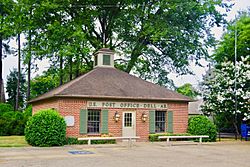 Post office in Dell