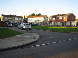 Hainault, Huntsman Road - geograph.org.uk - 602684.jpg