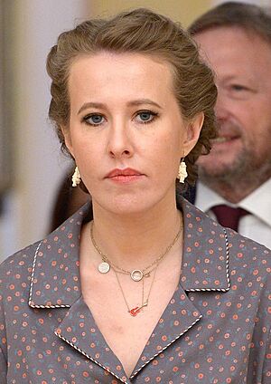 Kseniya Sobchak (cropped, 2018-03-19) (cropped).jpg