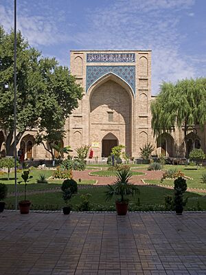 Kukeldash Madrasah inner yard