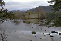 Loch an Eilean Castle - geograph.org.uk - 693157