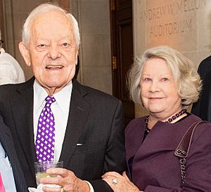 Bob and Patricia Schieffer (48996797517)