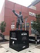 Brodeur.statue.Prudential 01