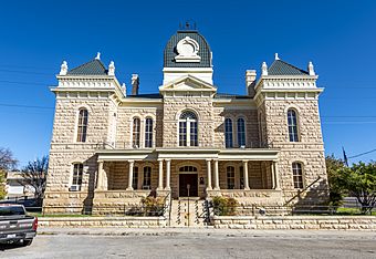 Crockett County Courthouse November 2020.jpg