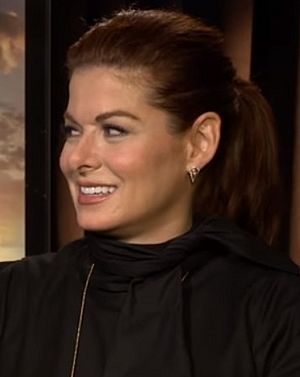 Debra Messing 2018 (cropped).jpg