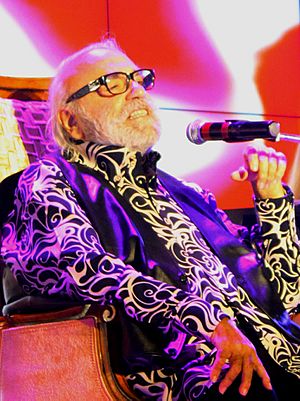 Demis Roussos in Baku 2-cropped.jpg