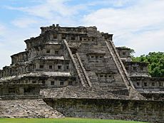 El Tajín, Nischenpyramide.fcm