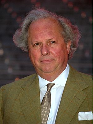 Graydon Carter at the 2009 Tribeca Film Festival.jpg